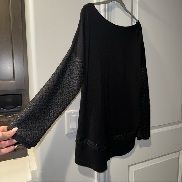 Generation Love Bobo Laminated Boucle Combo Sweater in BLACK 🖤 - Picture 8 of 9